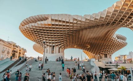 joan-oger-zk_v7uc7sqq-unsplash.jpg